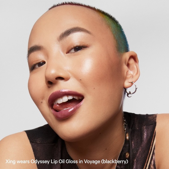 MILK MAKEUP
Odyssey Hydrating Non-Sticky Lip Oil Gloss Voyage - Picture 8 of 9